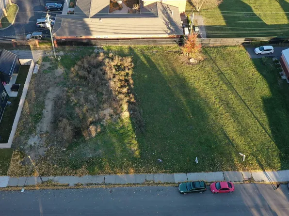 4142 4th St, Detroit, MI 48201