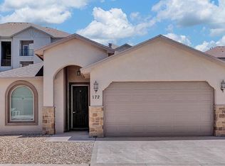 172 N Manzanita Dr, El Paso, TX 79928