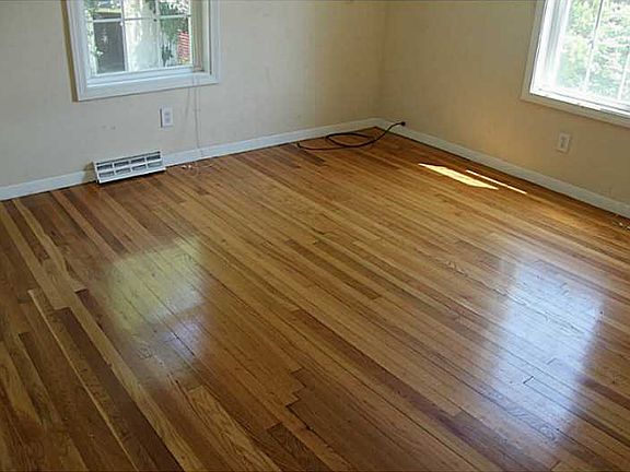 5th image of 11 Katherine Dr