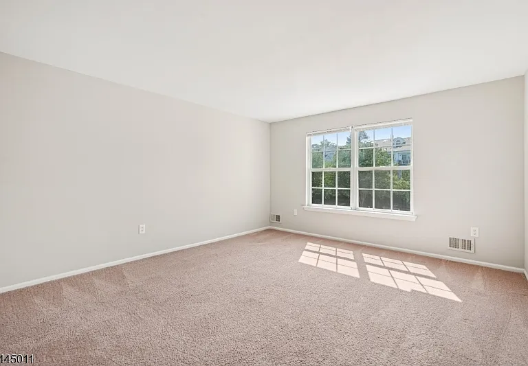 43 Hancock Dr — Photo 22