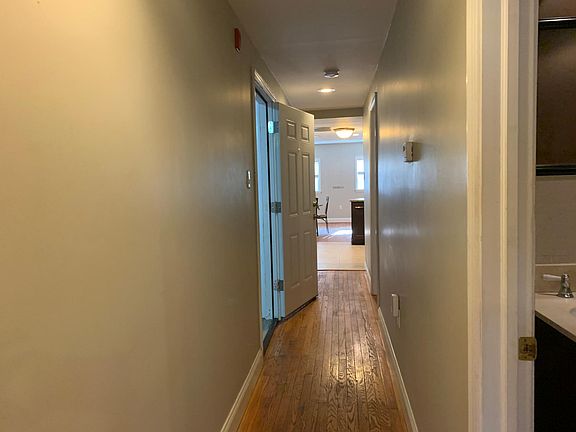 5th image of 1246 Federal St Floor 2