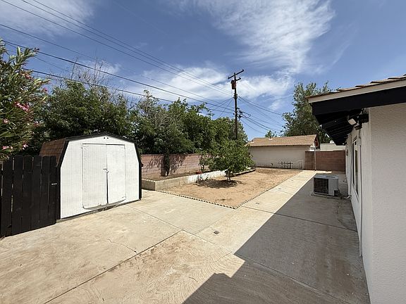 4th image of 38638 31st St E