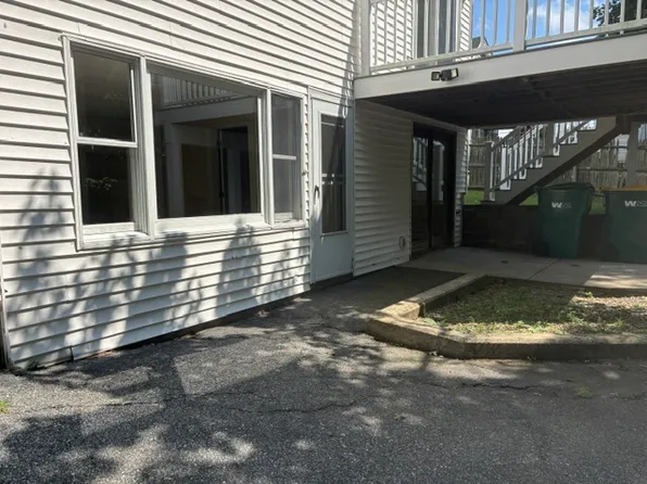 99 Garfield Ave #2, Woburn, MA 01801