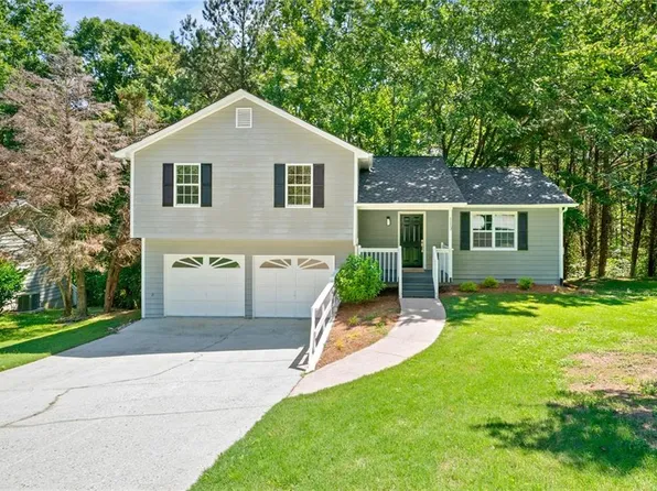 113 Brookside Ct, Dallas, GA 30132