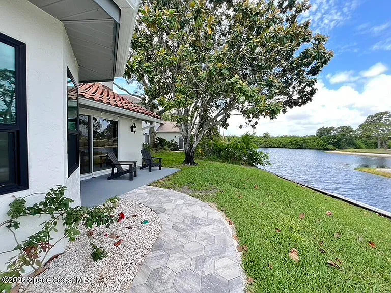740 Kerry Downs Cir — Photo 8