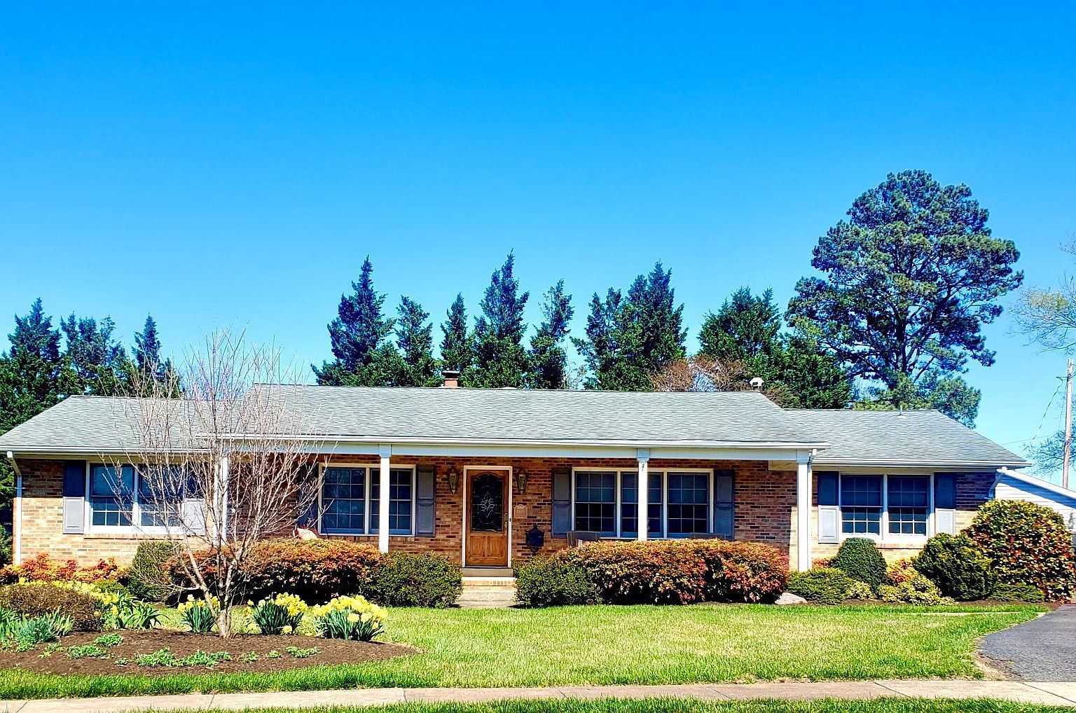 8815 Peabody St, Manassas, VA 20110 Zillow