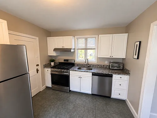 147 Summer St #1 Photo 1