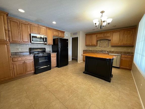 5th image of 6913 E Willetta St