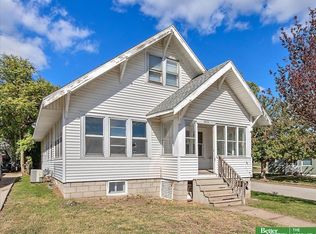 3850 Arbor St, Omaha, NE 68105