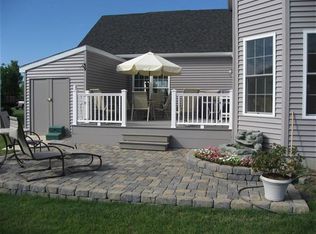 4923 Hillcrest Dr, Pleasant Hill, IA 50327