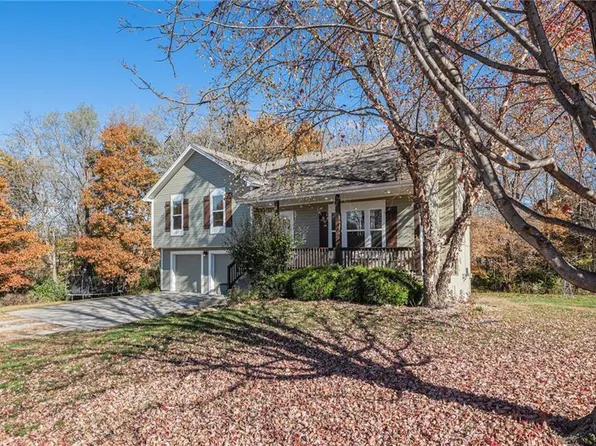5871 SW Walnut Cv, Trimble, MO 64492