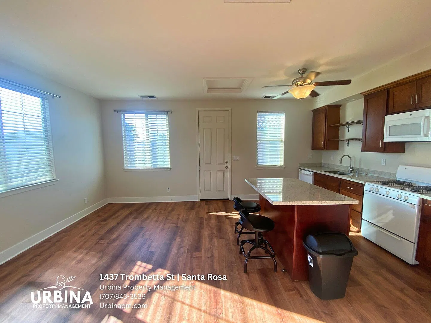 Lovely Southwest Santa Rosa One Bedroom Granny Unit w/ Included Utilities — Photo 2