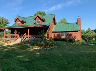 728 Tucker Ln, Howell, MI 48855