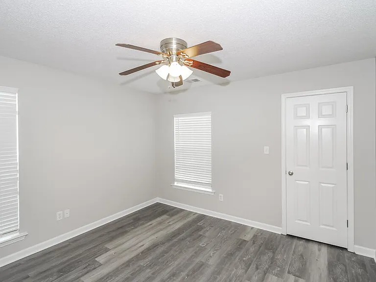 11662 Underwood Dr — Photo 11