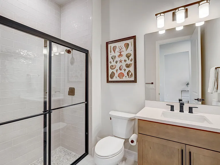 9234 Balsamo Dr — Photo 32