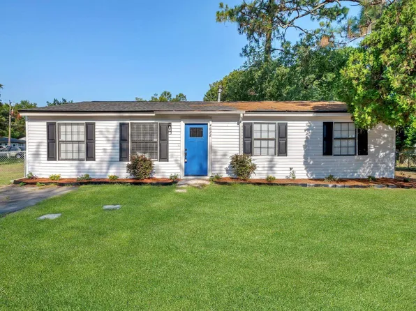 4622 Twin Oaks Dr, Tallahassee, FL 32305