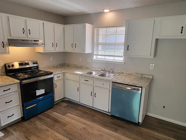 21 Meadowlark Dr — Photo 6