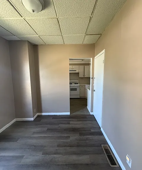 724 Elizabeth St — Photo 5
