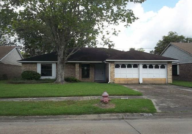 1st image of 2625 English Colony Dr