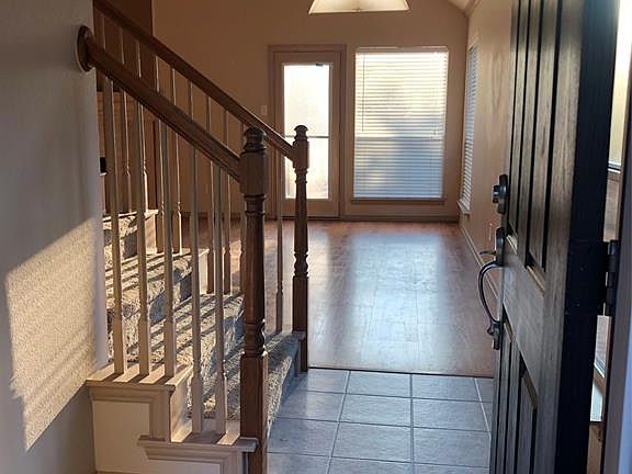 3rd image of 3908 Granby Ln