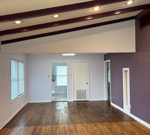 3rd image of 5822 Hinman Dr