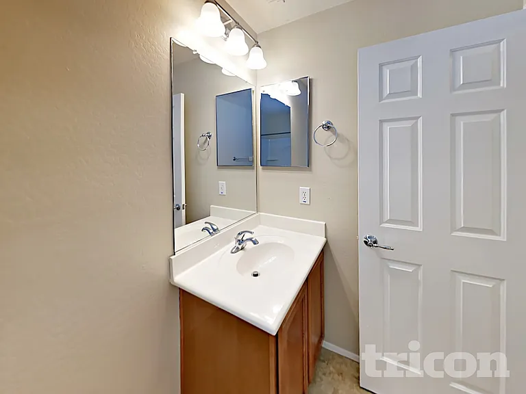 8126 W Georgetown Way — Photo 16