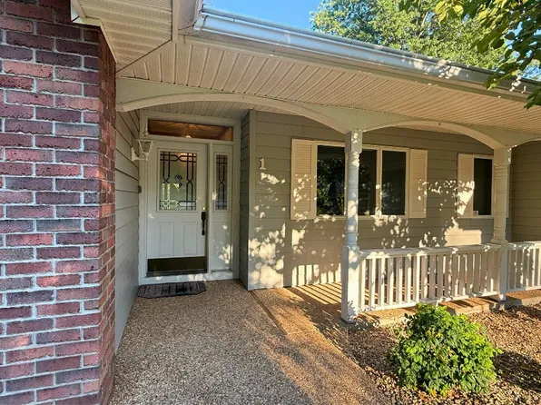 1 Kelaen Cir, Bella Vista, AR 72715