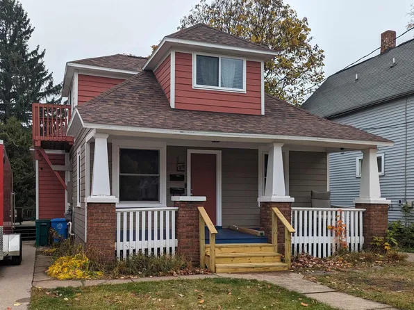 120 W Park St, Marquette, MI 49855