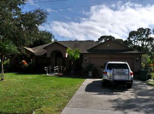 2878 SE Melaleuca Blvd, Port Saint Lucie, FL 34952
