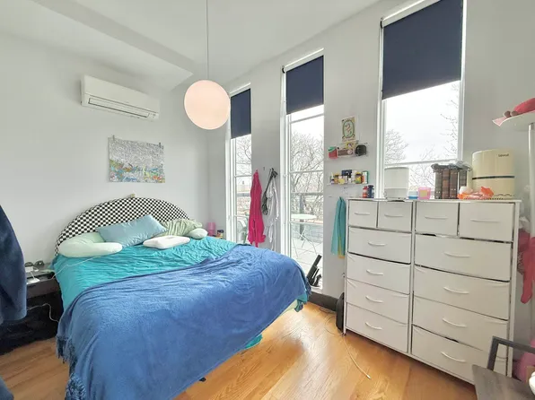 921 Gates Avenue 4B image 1 of 15