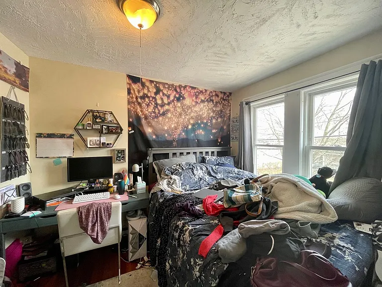 60 Brock St #2B — Photo 5