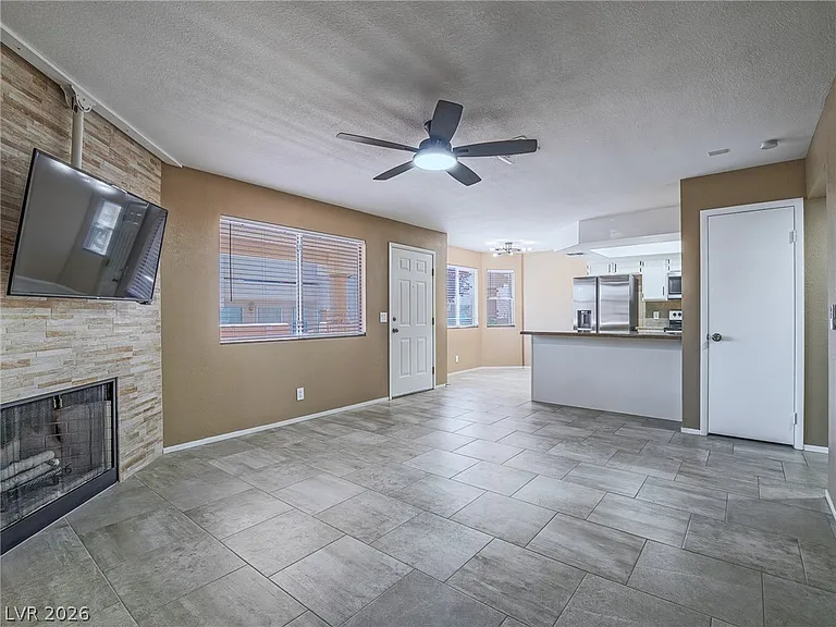 912 Boulder Springs Dr #101 — Photo 11