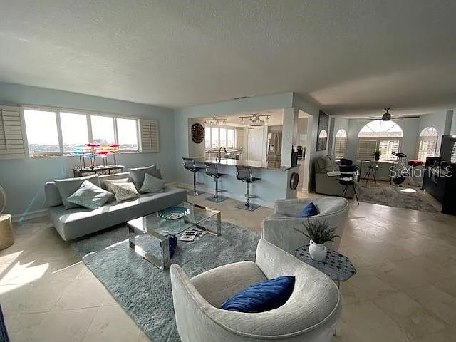 610 Island Way #608 — Photo 1