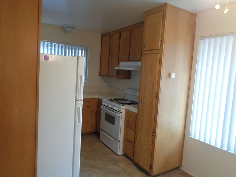 1242 Hornblend St — Photo 4