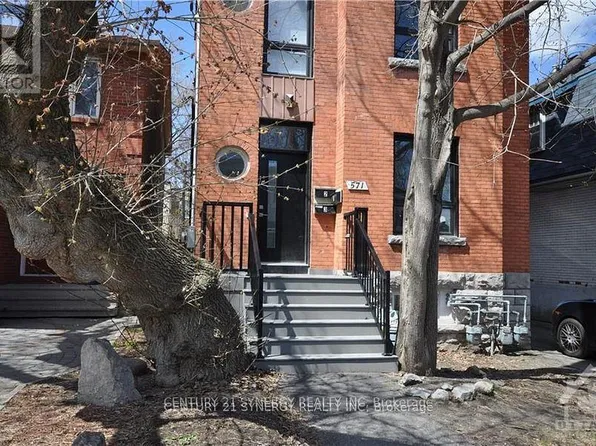 571 McLeod St #1B, Ottawa, ON K1R 5R2