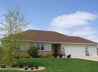 1406 26th St SW, Austin, MN 55912