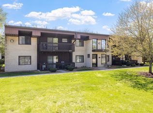 1109 E Division St APT 2A, Lockport, IL