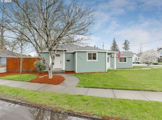 401 S Wynooski St, Newberg, OR 97132
