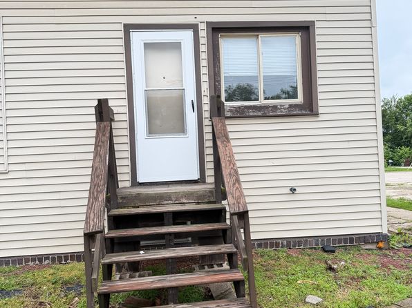 618 Windsor Rd #1