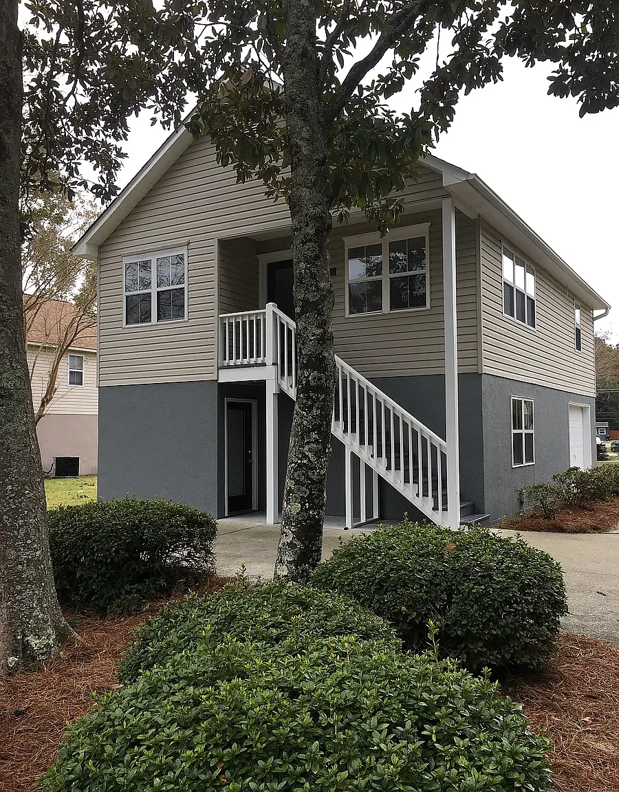 3 bed, 1250 sqft, $675 — Photo 1