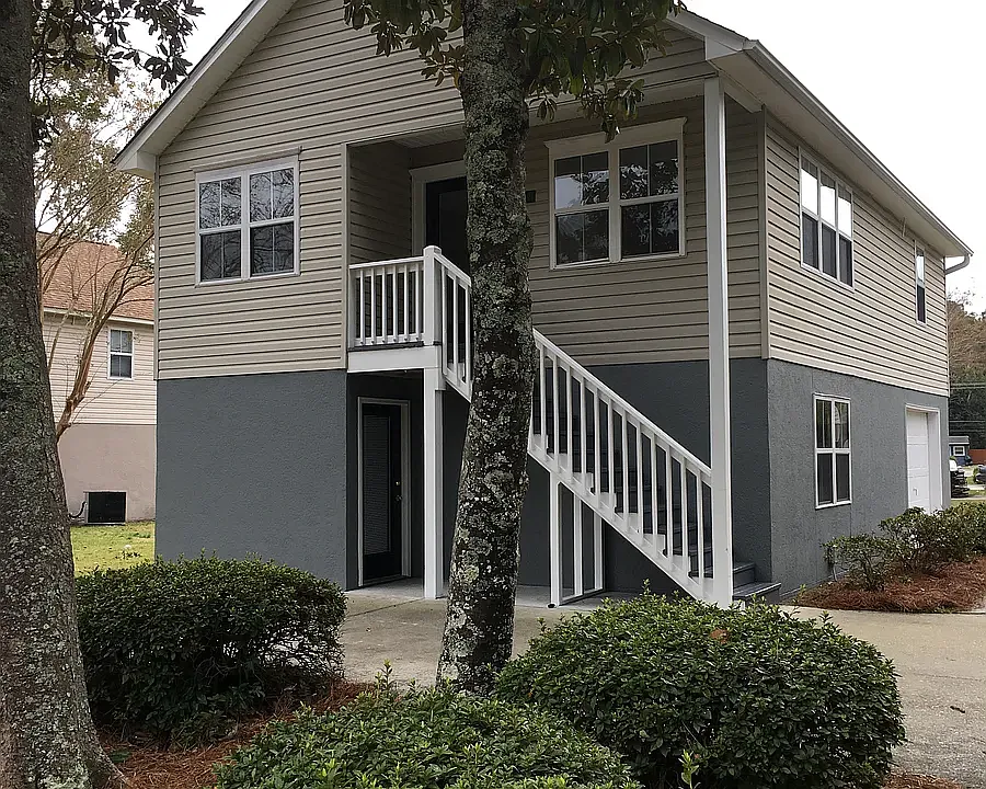 4104 Cherry Ave
