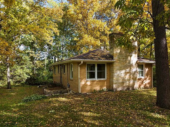 5th image of 1021 & 1022 Hampshire Pl