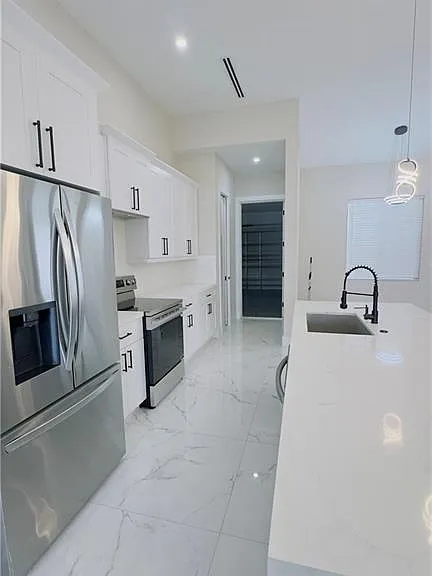 1244 Celtic St E — Photo 21