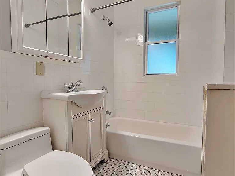 17 Manley St #3 — Photo 11