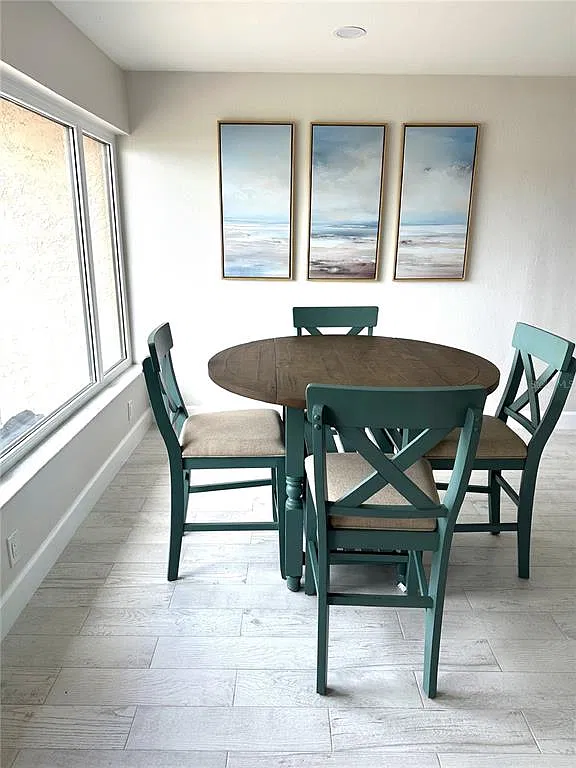 2 bed, 2.0 bath, 1400 sqft, $2,100 — Photo 4