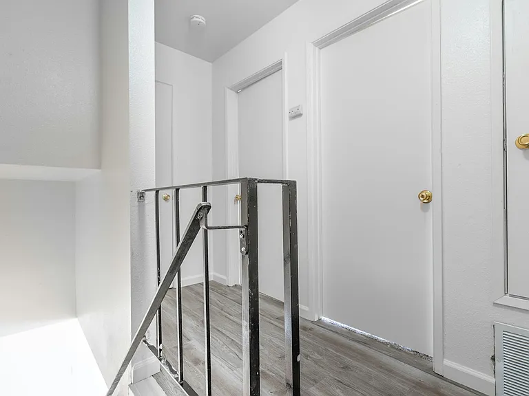 2750 W Fairmont Ave #103 — Photo 5