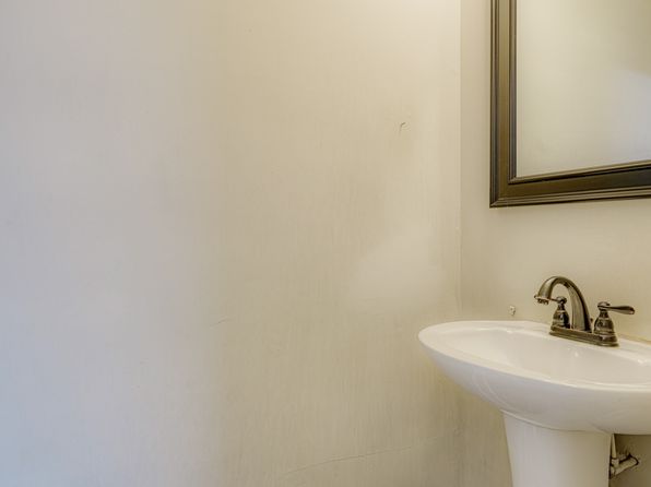 54 Hidden Springs Rd