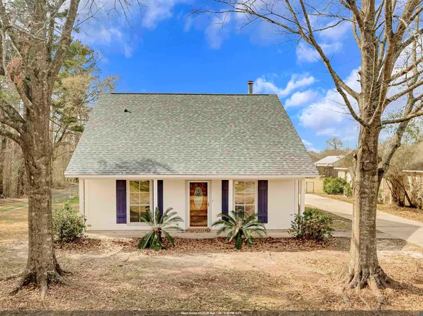 30377 Fairway View Dr, Denham Springs, LA 70726