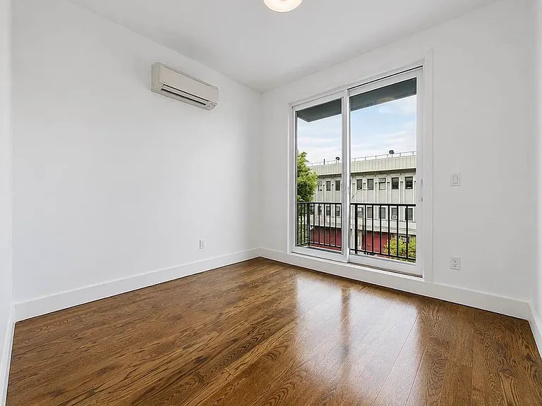 2829 Snyder Ave #3B — Photo 5