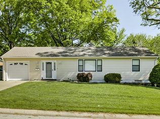 2210 NE 60th St, Kansas City, MO 64118